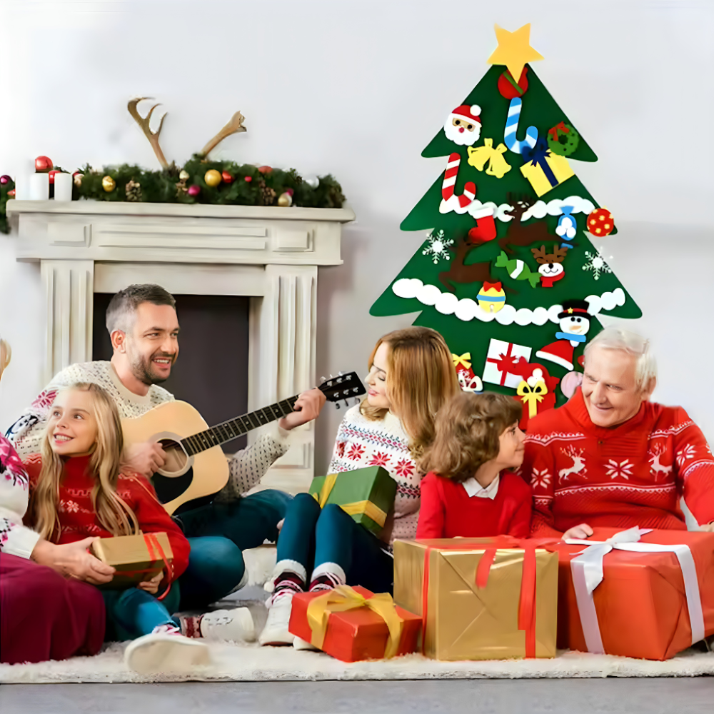 Novogodišnja jelka od filca za zid sa 26 ukrasa koji se lepe