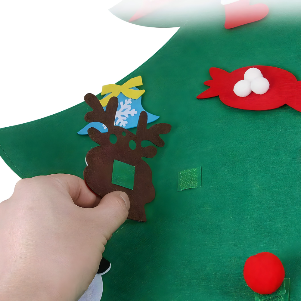 Novogodišnja jelka od filca za zid sa 26 ukrasa koji se lepe